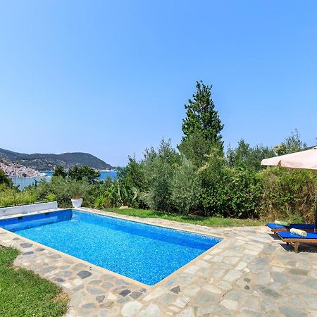Villa Rodia With Swimming Pool On Skopelos Island Екстериор снимка