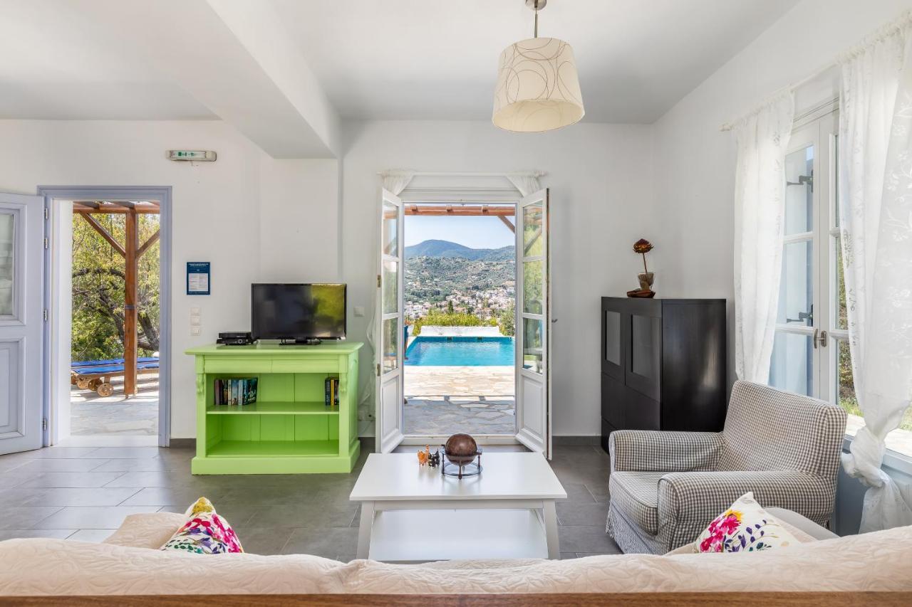 Villa Rodia With Swimming Pool On Skopelos Island Екстериор снимка