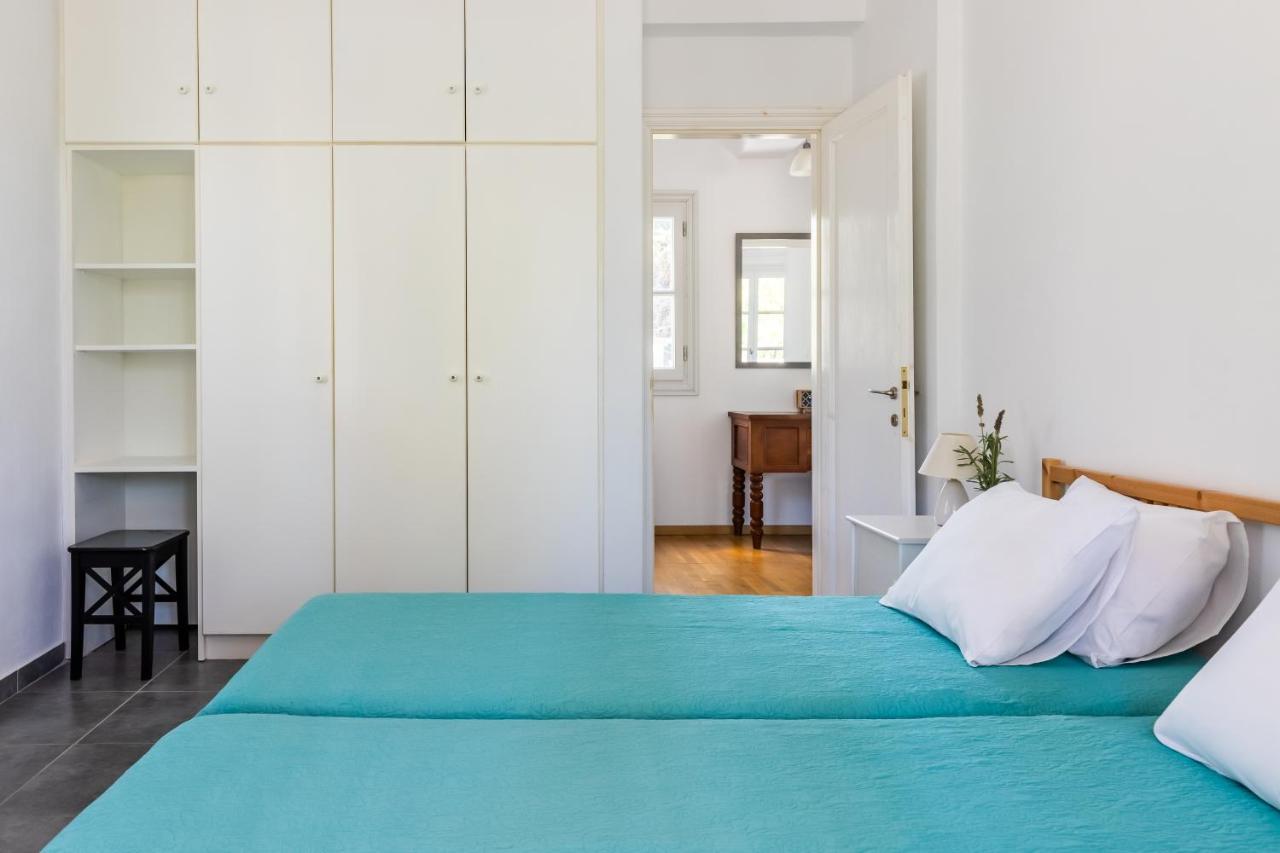 Villa Rodia With Swimming Pool On Skopelos Island Екстериор снимка