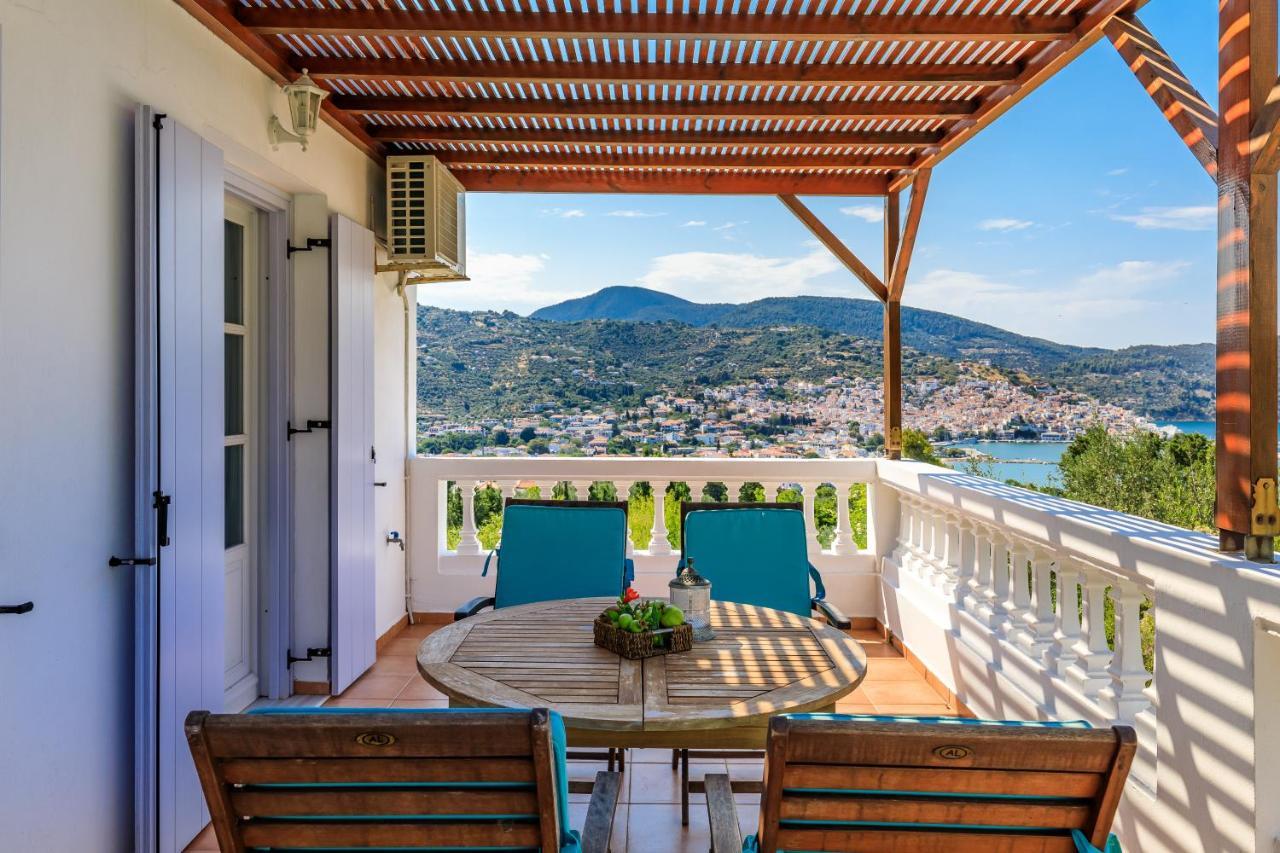 Villa Rodia With Swimming Pool On Skopelos Island Екстериор снимка