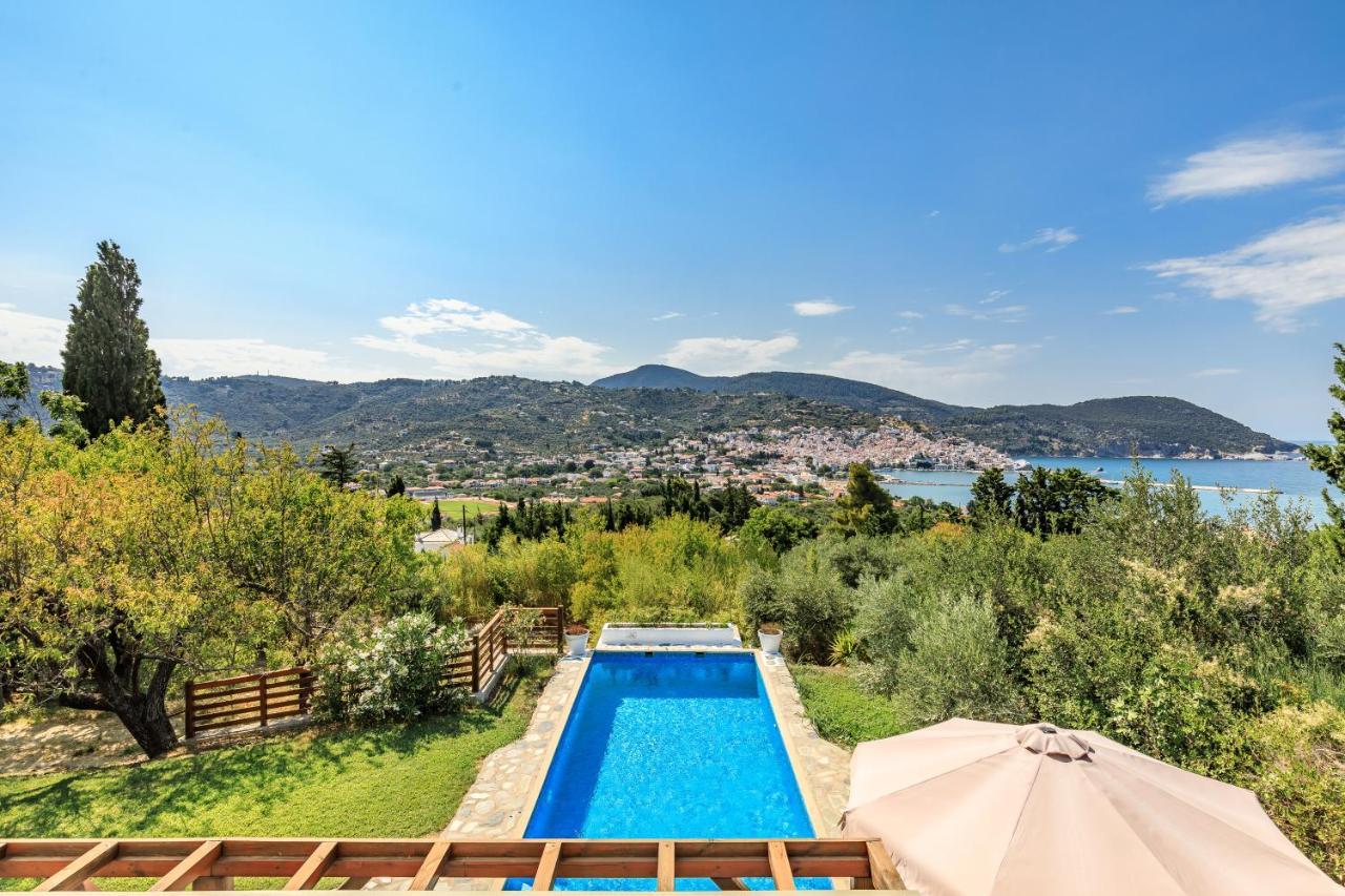 Villa Rodia With Swimming Pool On Skopelos Island Екстериор снимка