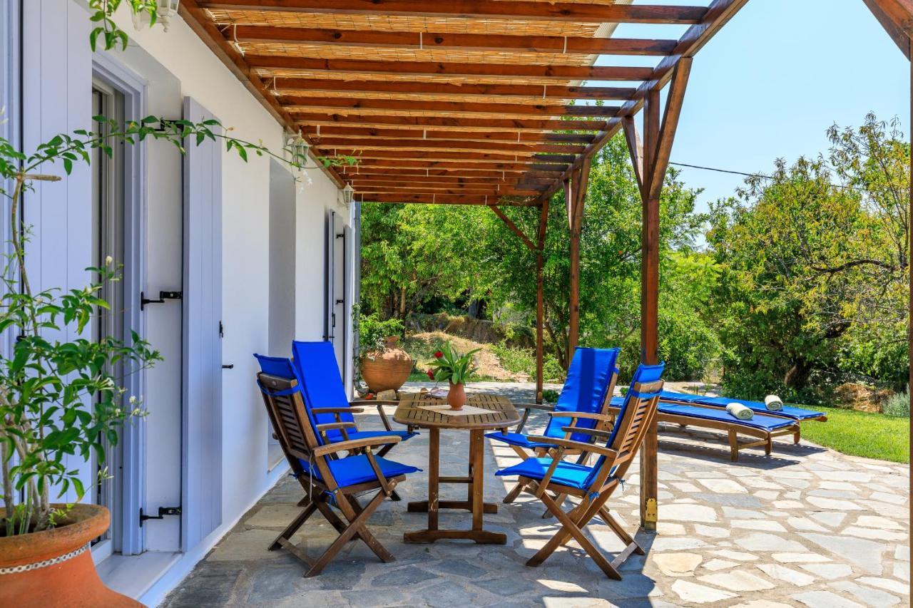 Villa Rodia With Swimming Pool On Skopelos Island Екстериор снимка